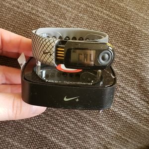 Nike+ Sportband tracker